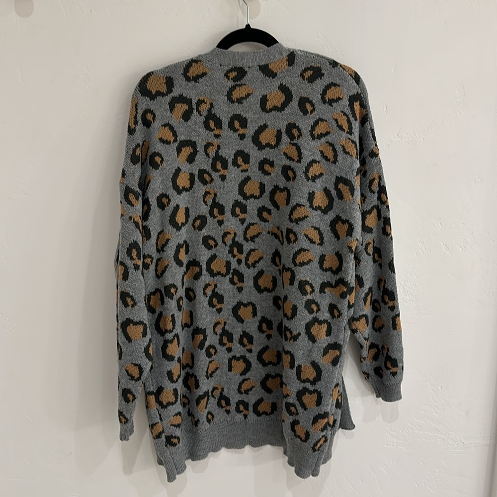 Cardigan - Picture 2 of 2